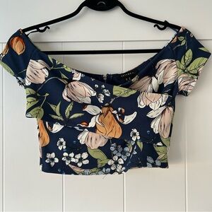 🐧2/$15 Revamped Off the Shoulder Cropped Shirt